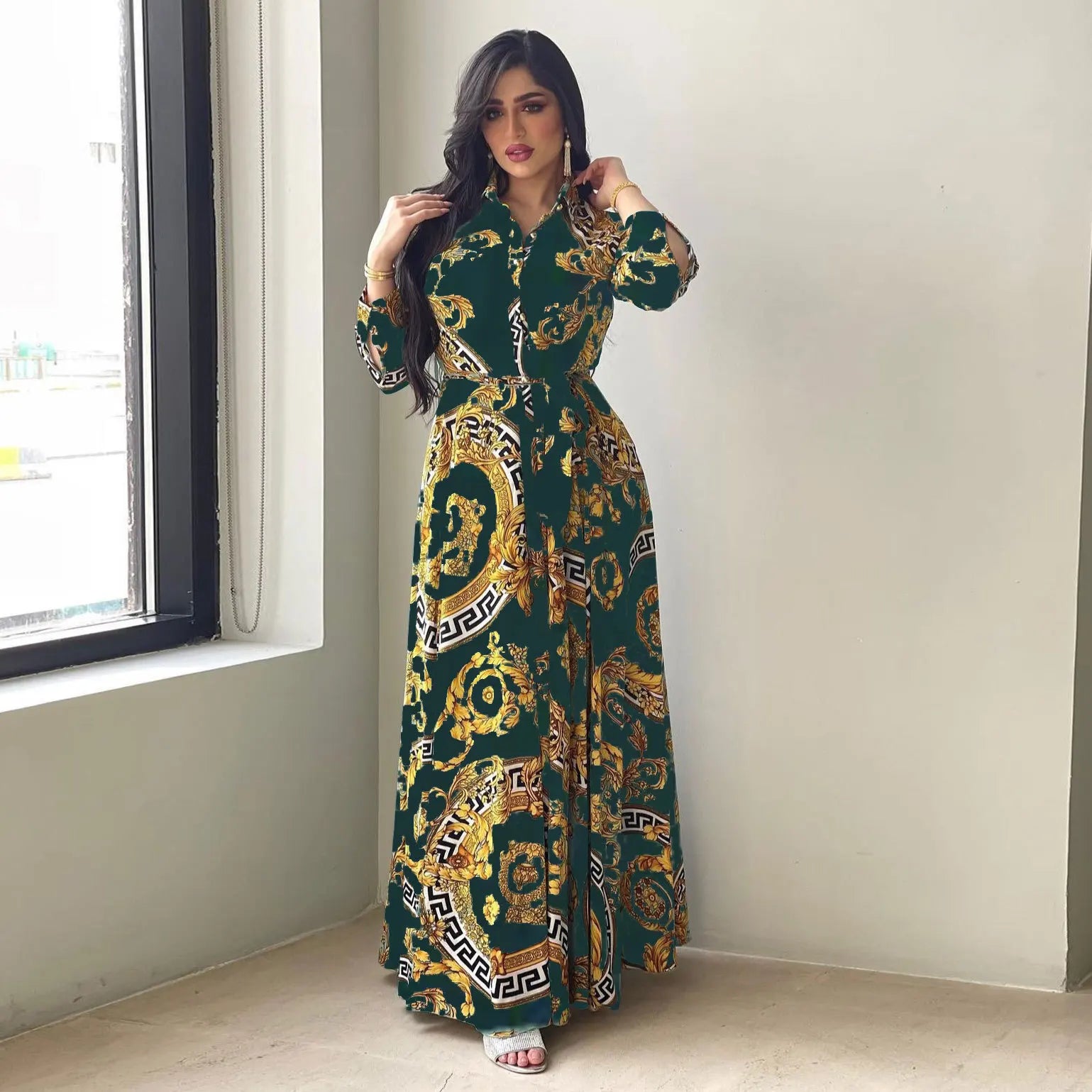 Elegant Dubai Style Abaya
