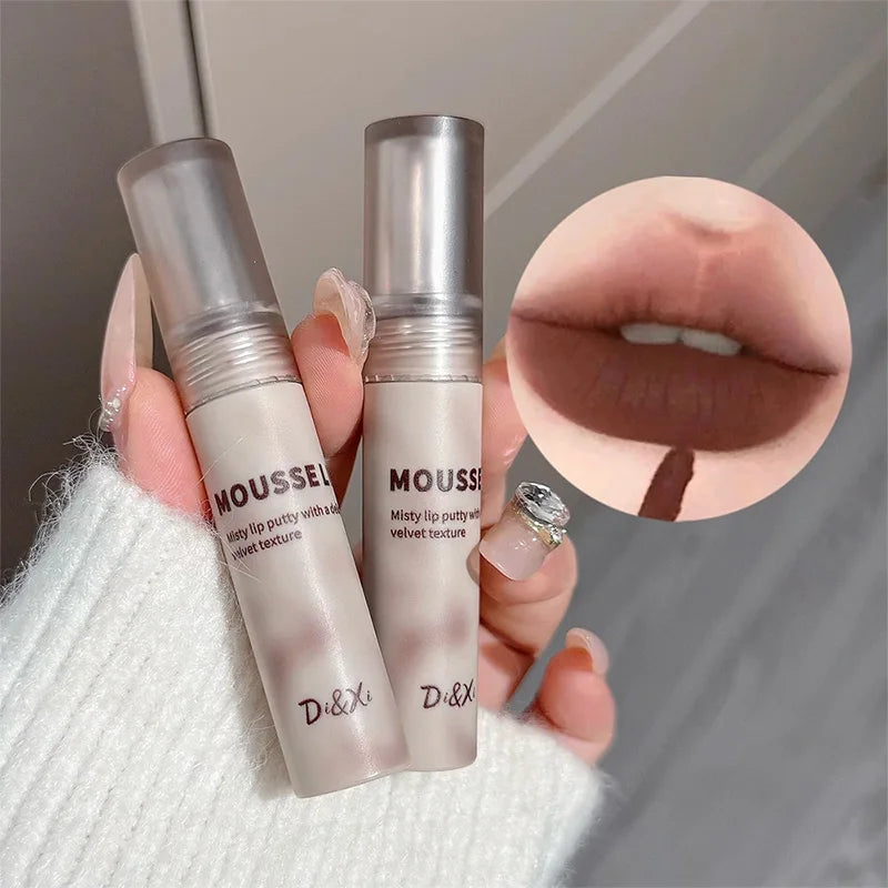 Matte Black Lipstick Waterproof Mousse Lip Mud Nude Brown Gothic Velvet Lip Gloss Moisturize Silky Gloss Non-stick Lip Makeup