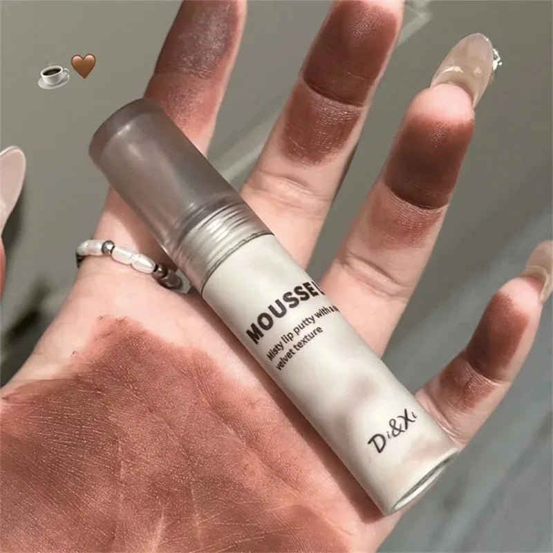 Matte Black Lipstick Waterproof Mousse Lip Mud Nude Brown Gothic Velvet Lip Gloss Moisturize Silky Gloss Non-stick Lip Makeup