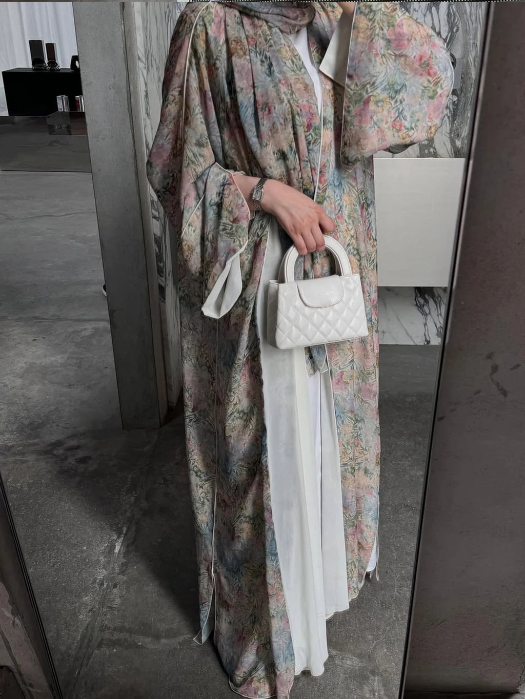 Elegant Blossom Abaya 🌸